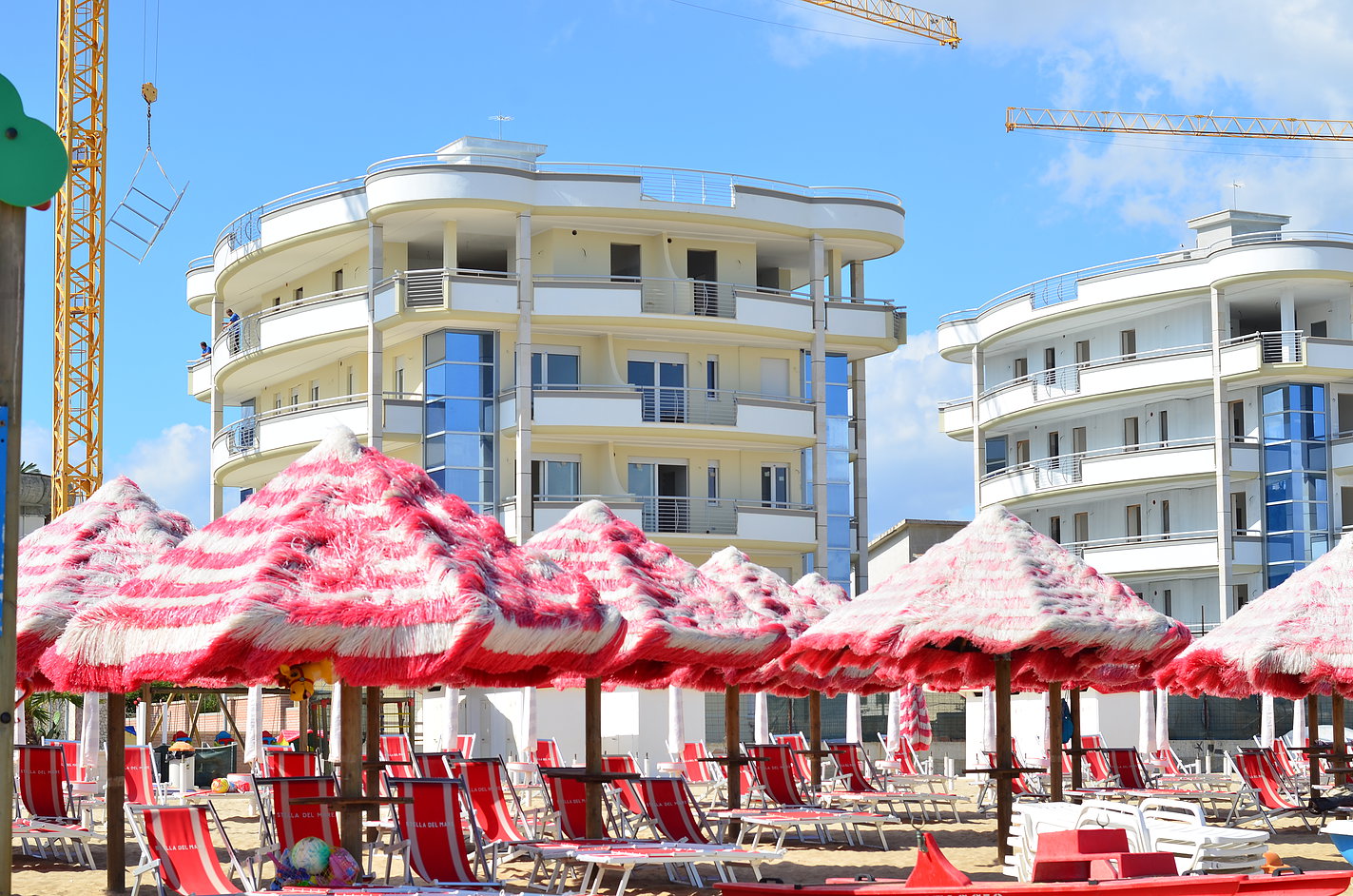 la tua casa ancorata al mare...